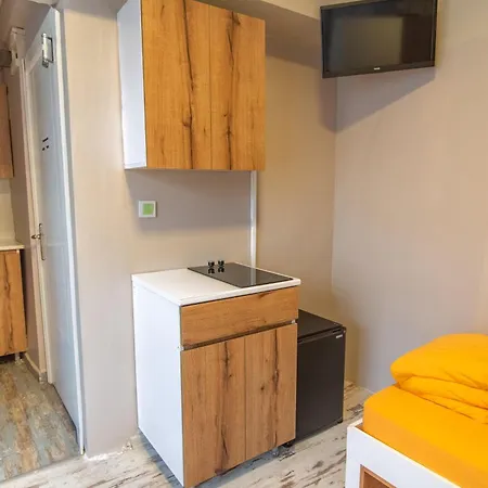 Besiktas 2 Bed & Sofa Bed イスタンブール