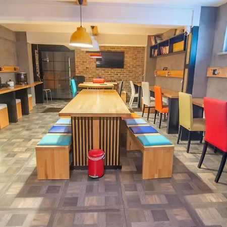 Besiktas 2 Bed & Sofa Bed Istanbul