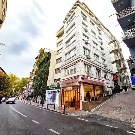 Lägenhet Besiktas 2 Bed & Sofa Bed