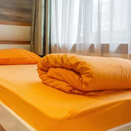 Besiktas 2 Bed & Sofa Bed